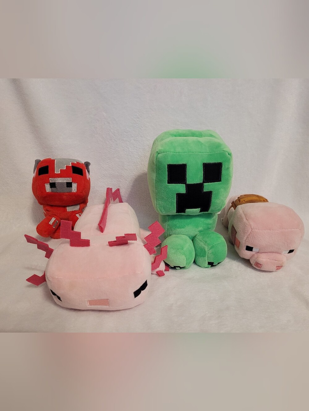 Lot Of 4 Minecraft Stuffed Animals/Plushies - Pig, Mooshroom, Creeper, Axolotl